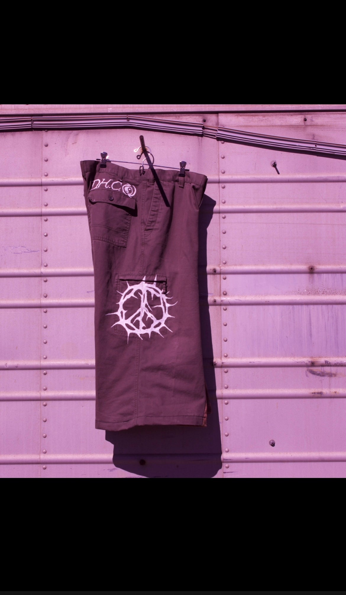 Peace comes from the thorns in life. (Capris/pants)